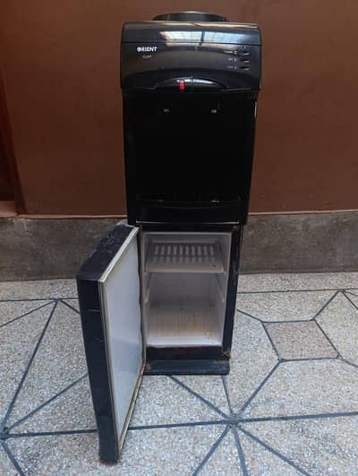 Orient water Dispenser For Sale Urgent contact Number 0320/84537/94