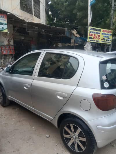 Toyota Vitz 2004