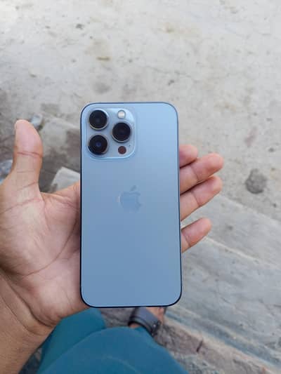 Apple iPhone 13 Pro