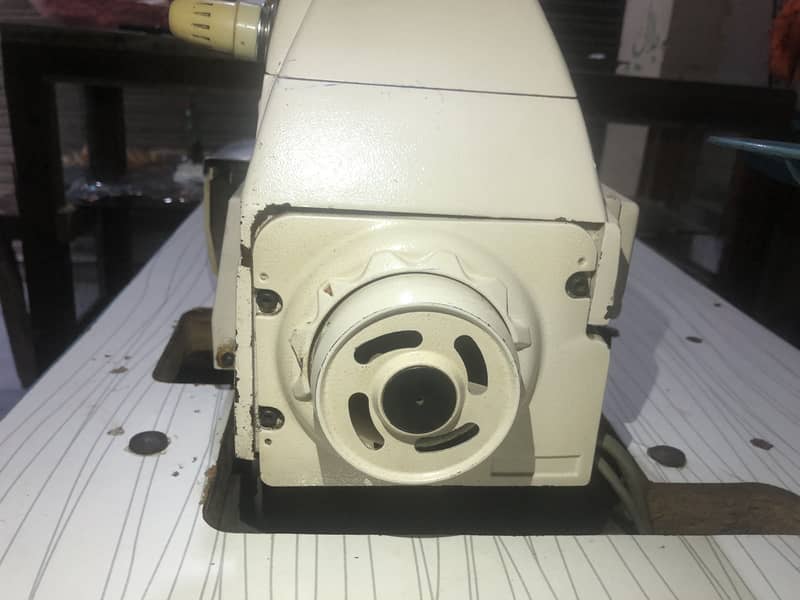 Over Lock Machine Model Jack /747 2