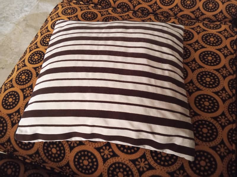 cushion set 1