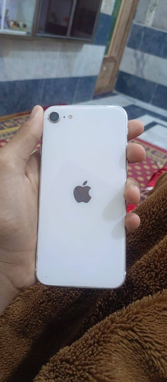 Apple iPhone SE3 0