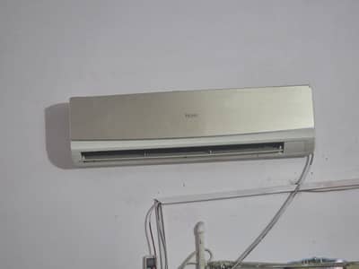 Haier non inverter ac