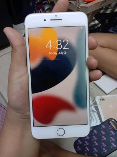 Iphone 7plus pta approved 128gb My WhatsApp number 03093713755