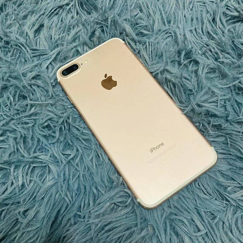 Apple iPhone 7 Plus 0