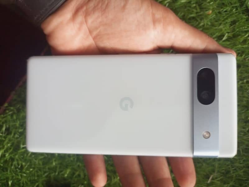 Google Pixel 7a 1