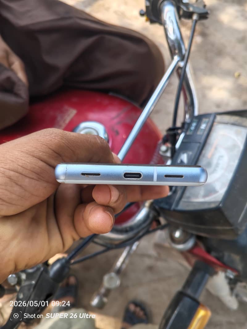 Google Pixel 7a 1