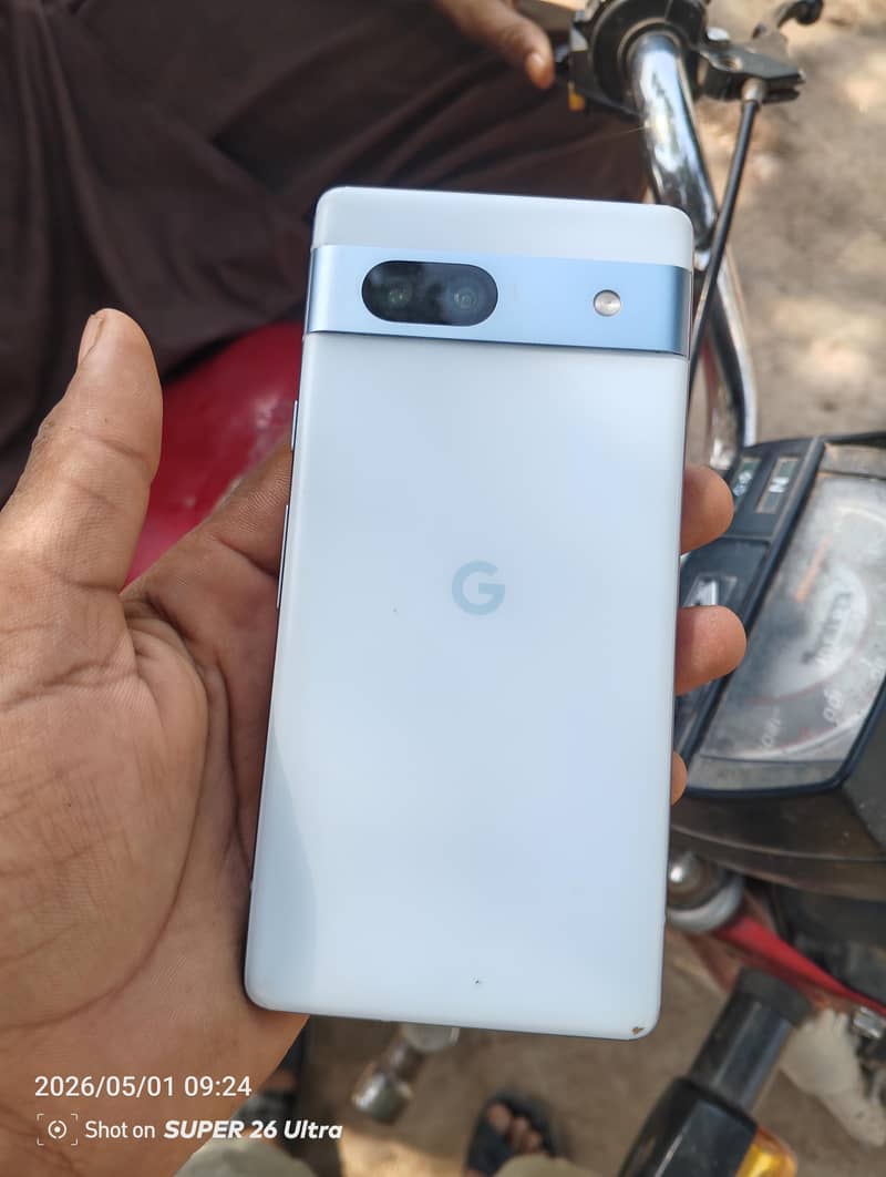 Google Pixel 7a 2