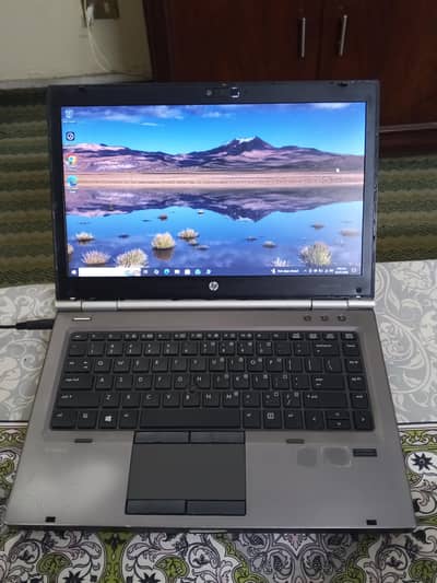 hp elitebook 8470w