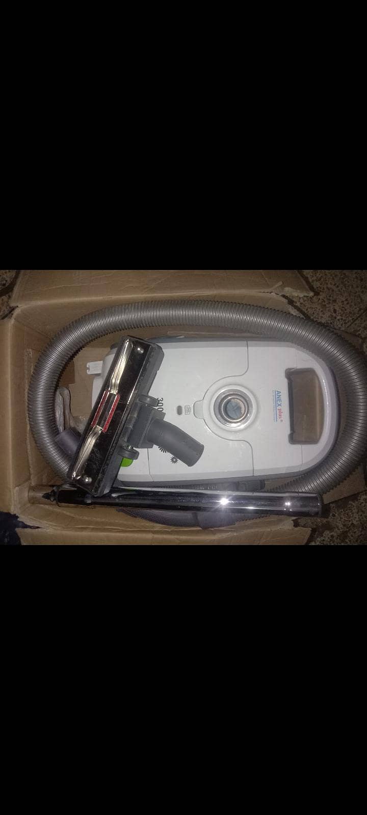 Vacuum Cleaner 1