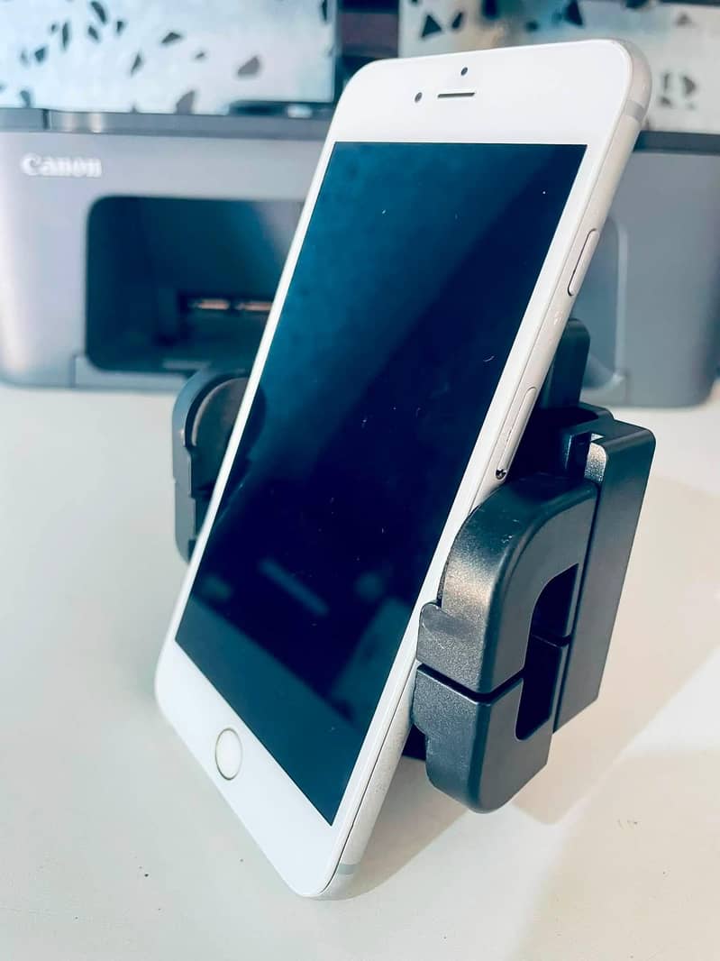 Apple iPhone 6S Plus 2