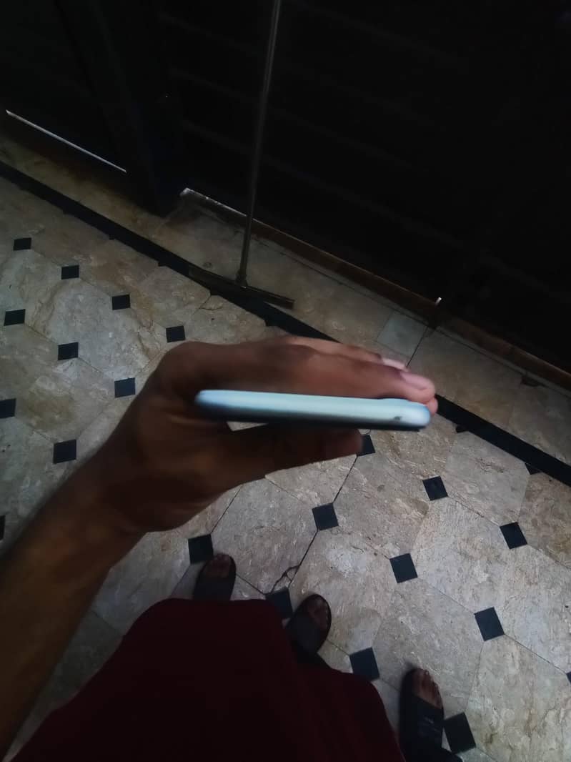 Apple iPhone SE 5