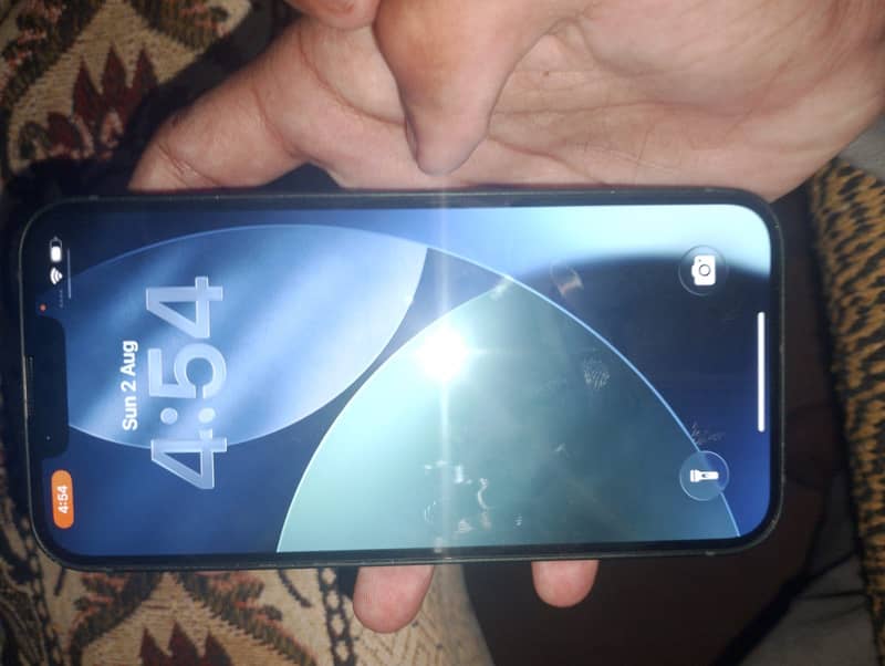 Apple iPhone 13 1