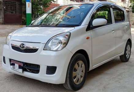 Daihatsu Mira 2011