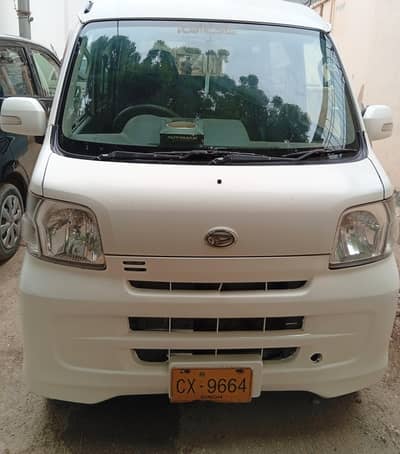 HI JET AUTOMATIC MODEL 2014 REG 2019, OWN ENGINE, GENUINE HALF CRUISE.