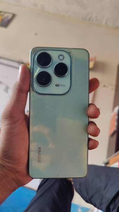 Infinix Hot 40 Pro