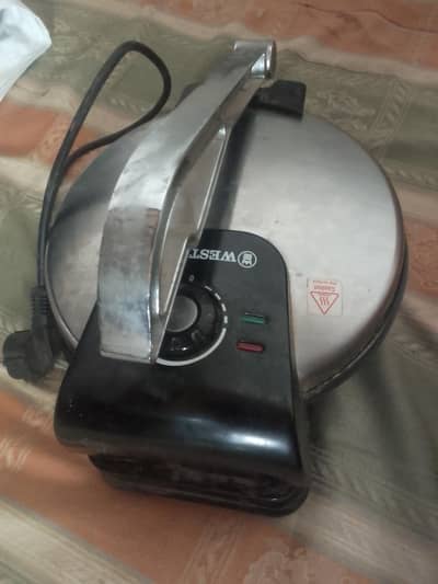Westpoint Deluxe Roti Maker WF-6516 12 inch 1600W Excellent Condition