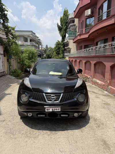Nissan Juke 2010 full option black interior