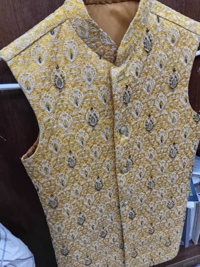 Formal Chest 16.5 Wasket Prince Coat
