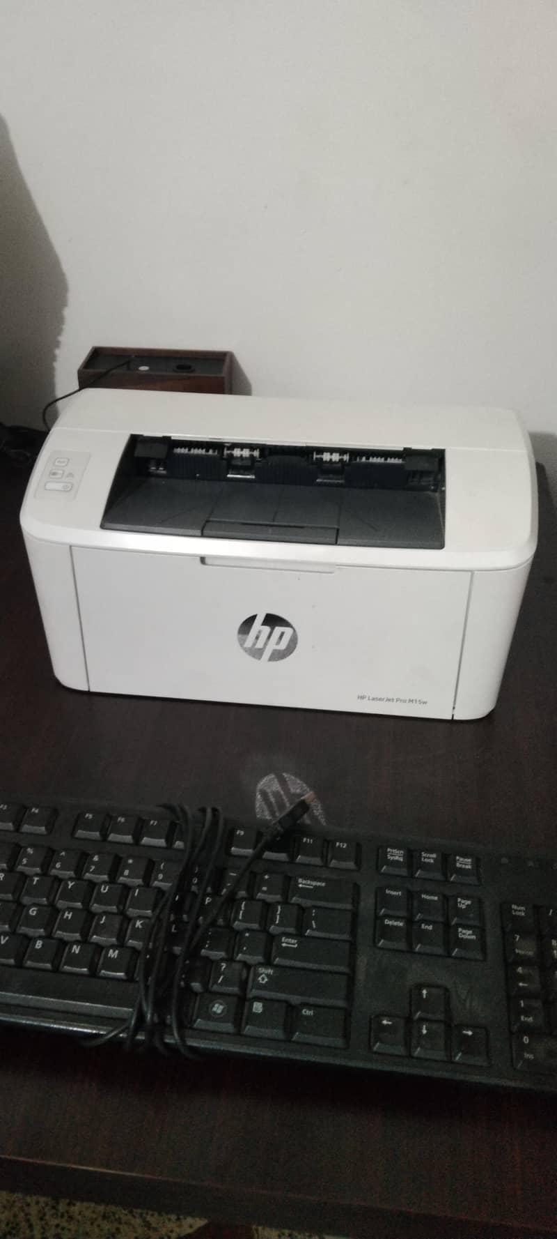 HP laser jet pro M15W 1
