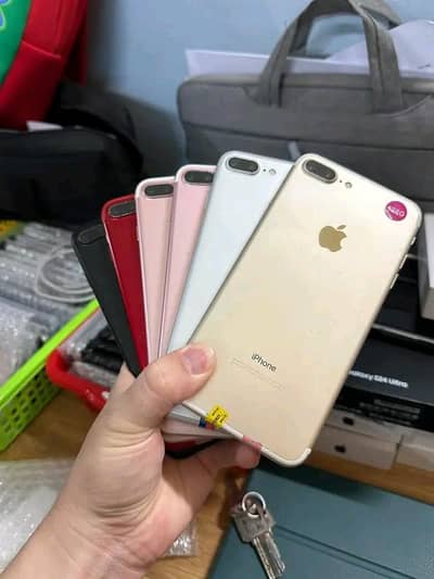 Iphone 7plus pta approved 128gb My WhatsApp number 03093713755