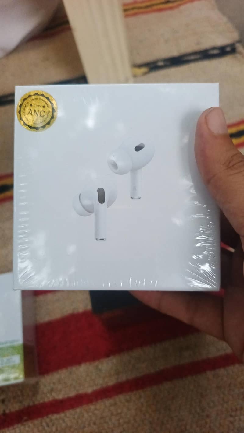 Earbuds 2