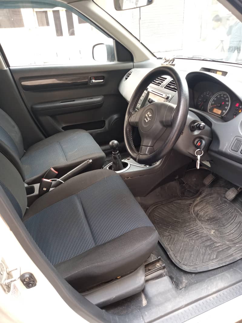 Suzuki Swift 2017 10