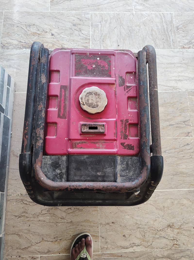homage 2.8 KVA GENERATOR 0
