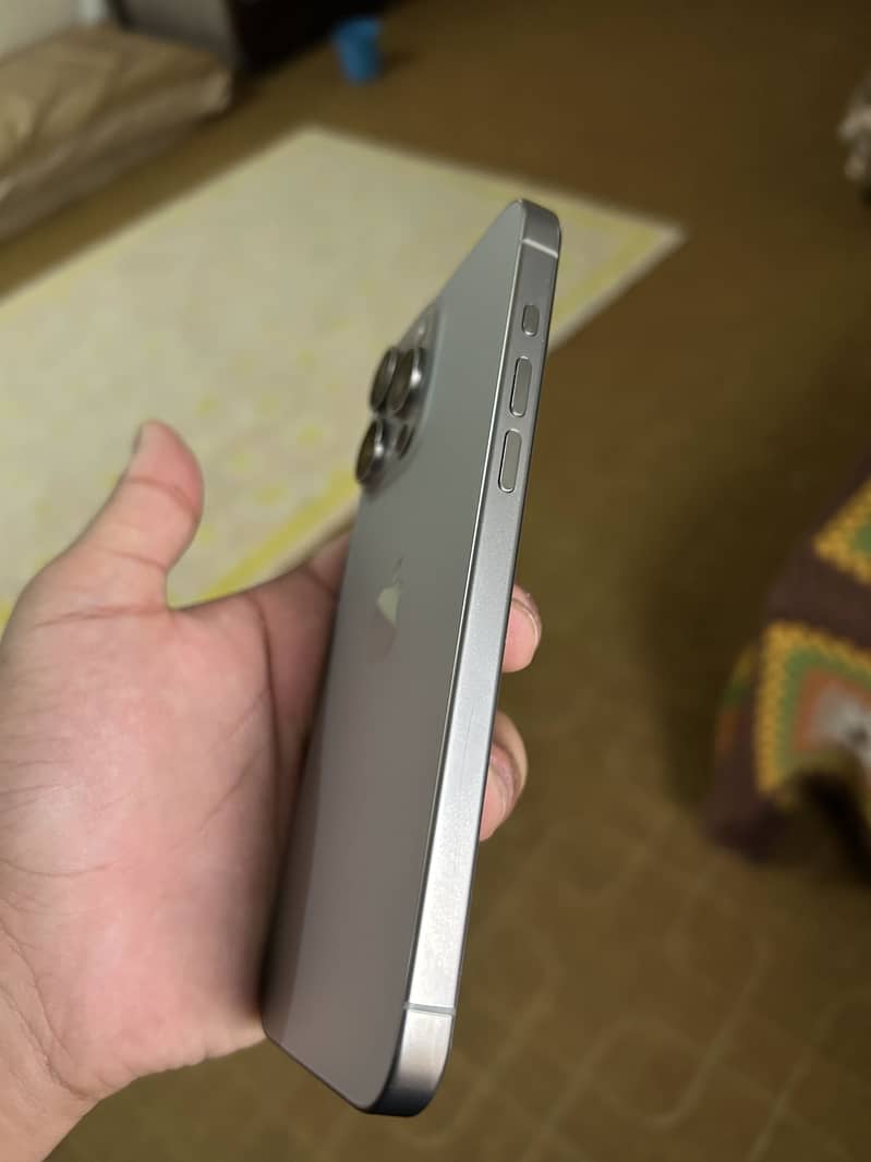 15 pro max 256gb jv 6