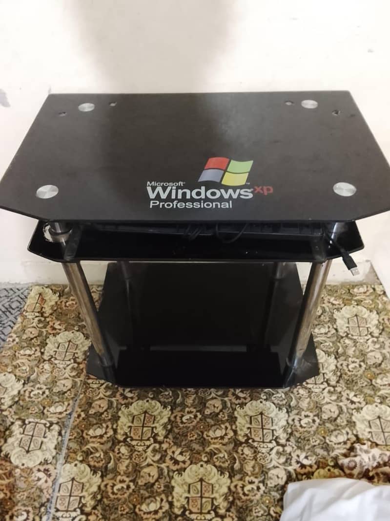 computer table 1