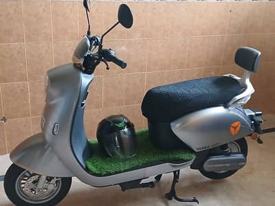 yadea M3H New Lithium