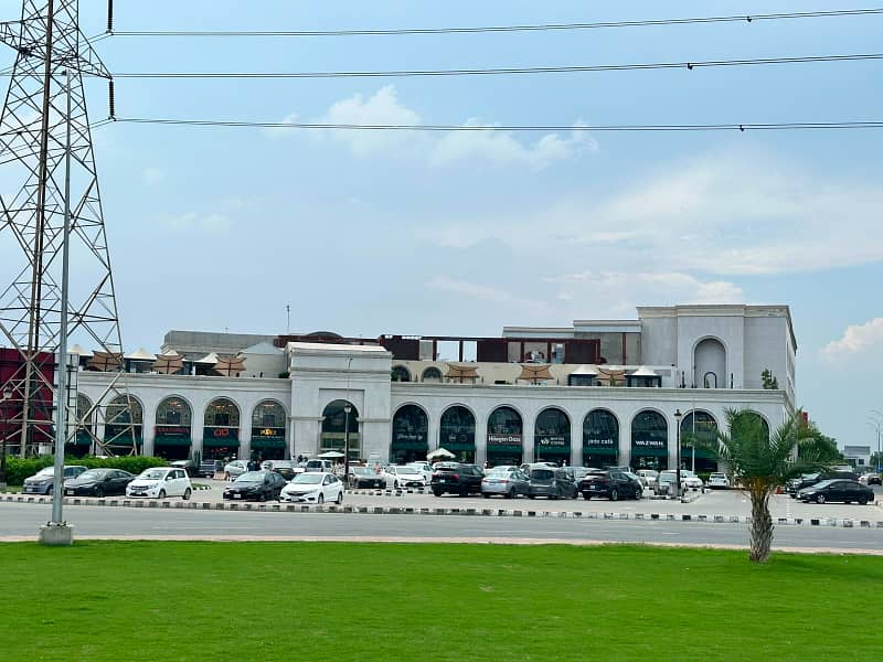 1 KANAL ! Located Plot Available For Sale. 2
