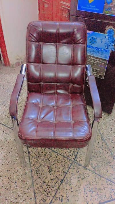 Office chairs 6 Brown and 6Black new condition