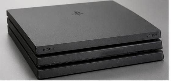 Ps4 pro 5