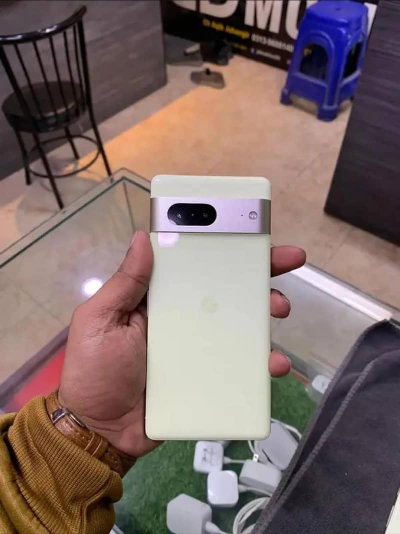 Google Pixel 7 2