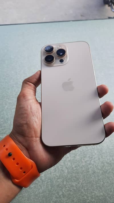 Apple iPhone 16 Pro Max