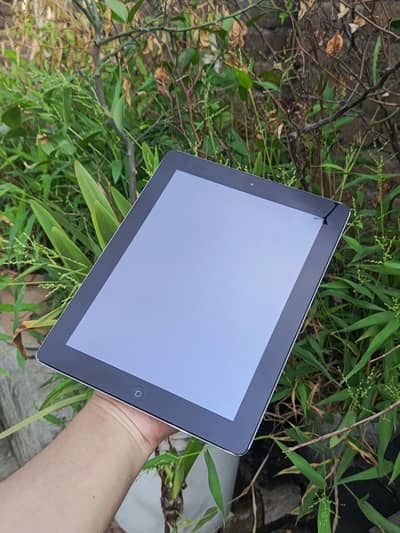 Apple iPad 3rd Gen (16 GB)
