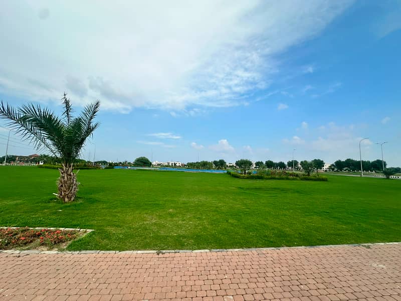 5 MARLA PLOT! Available For Sale. 12