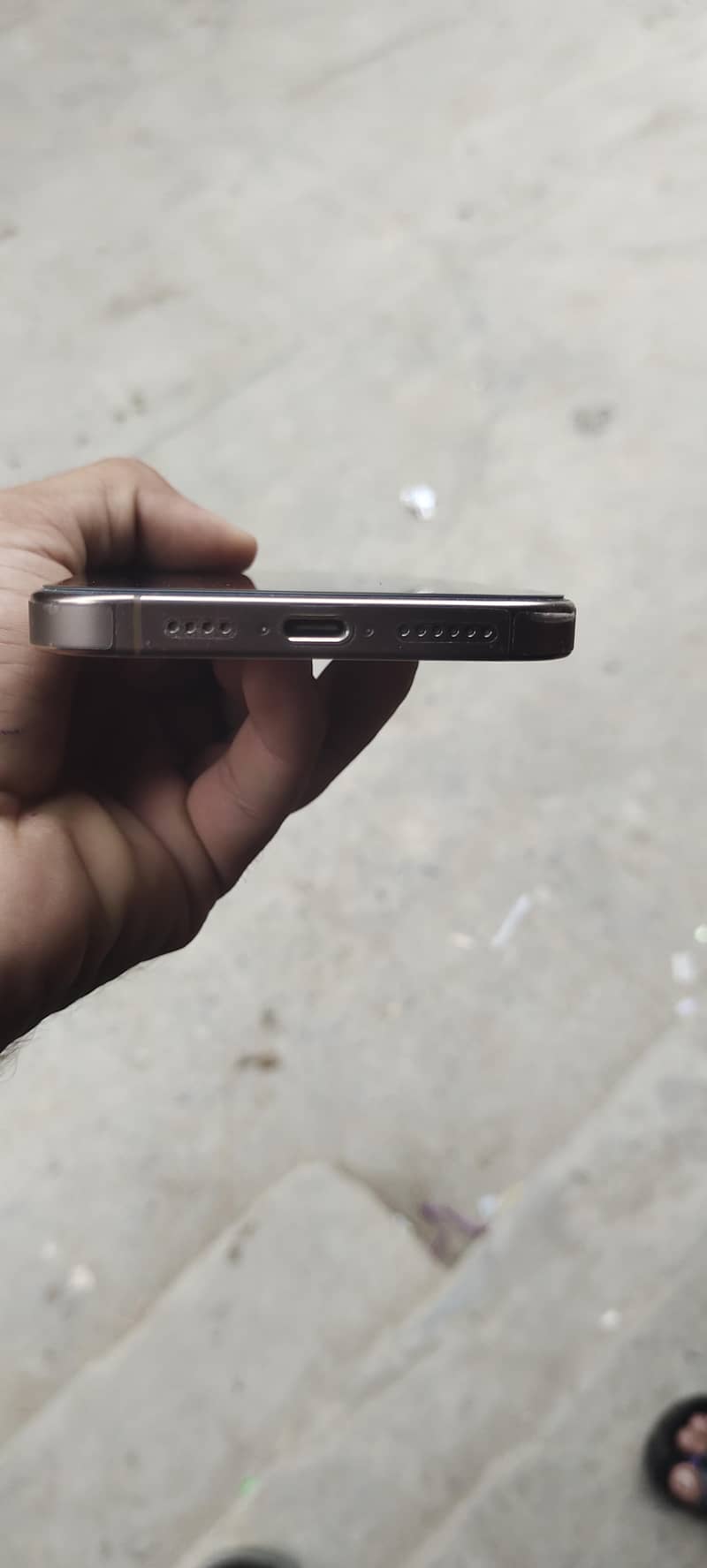 iphone 16 pro max 5