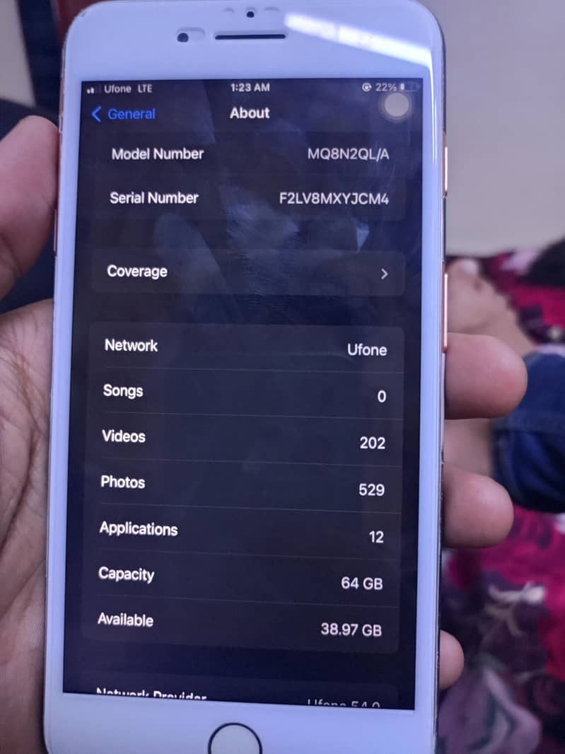 Apple iPhone 8 Plus 4