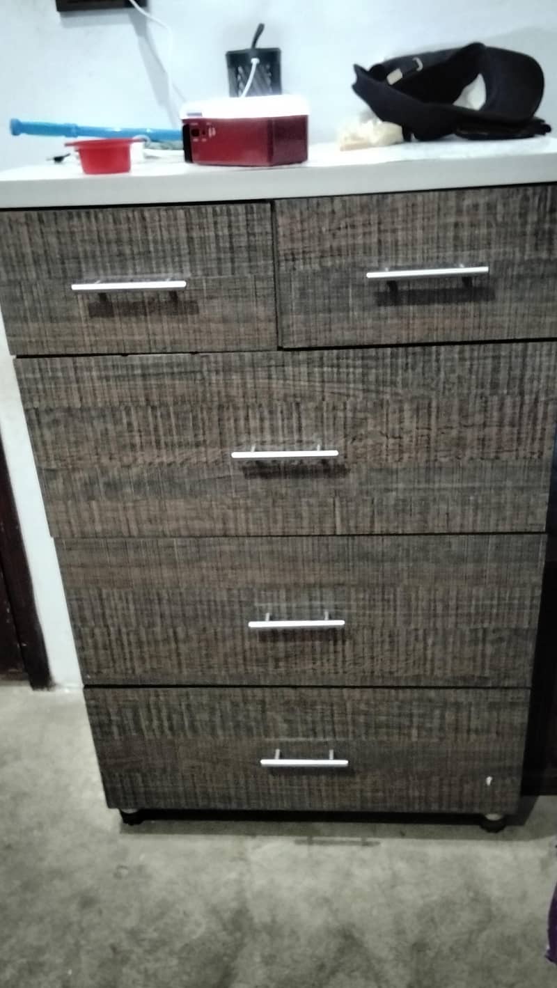 5 Draw Wardrobe 1