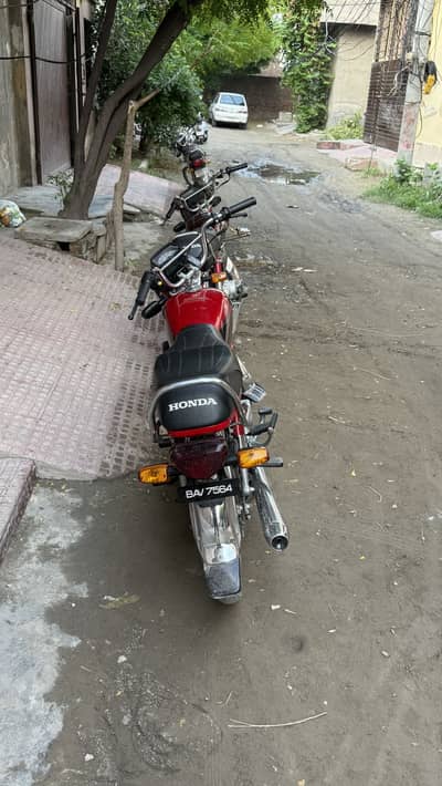 honda CD70 2025