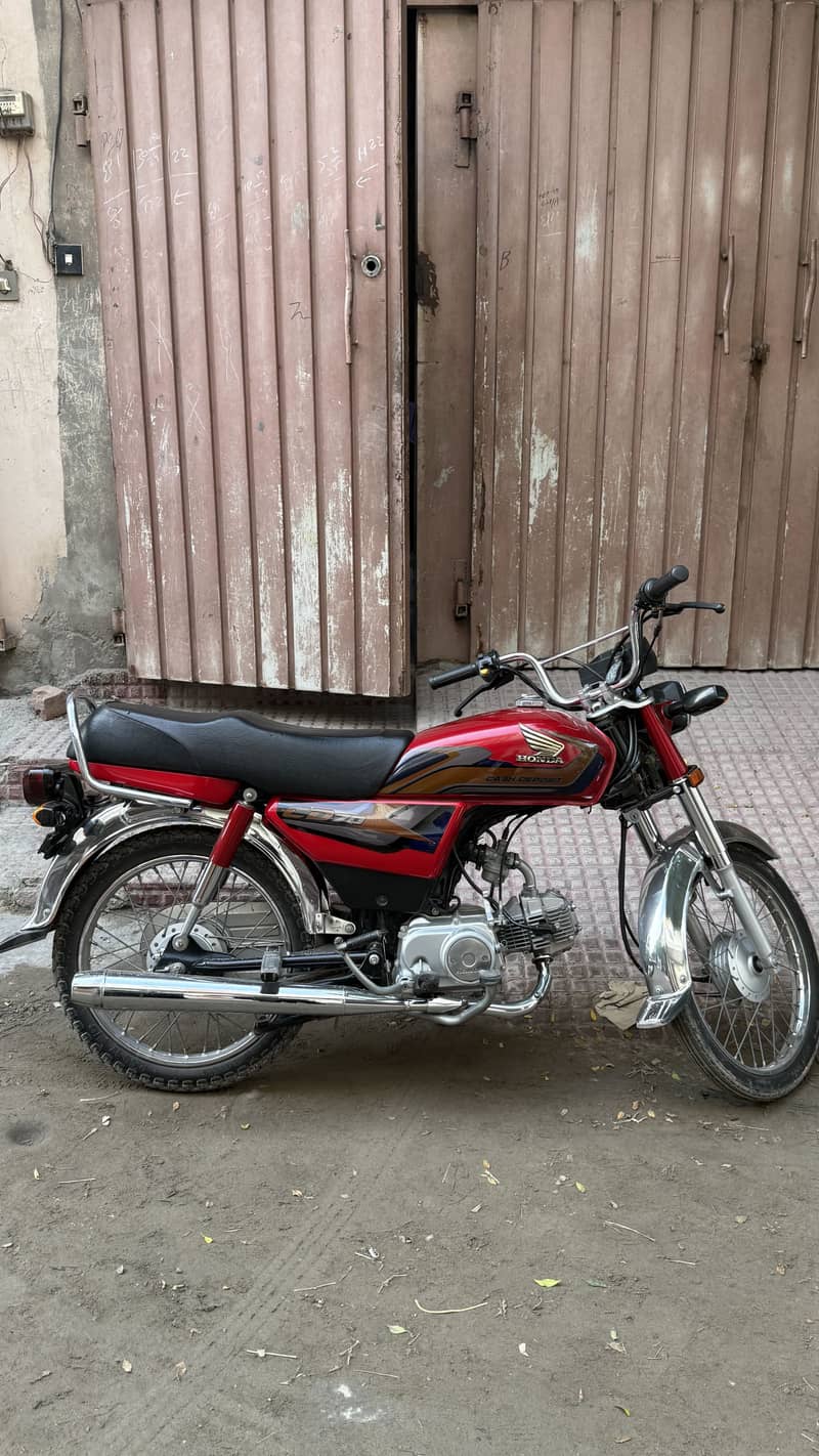 honda CD70 2025 2
