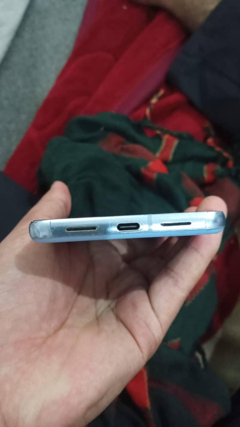 Google Pixel 8 Pro 4