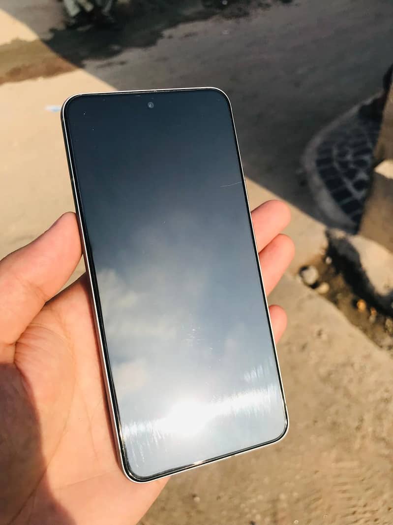 GOOGLE PIXEL 8 7