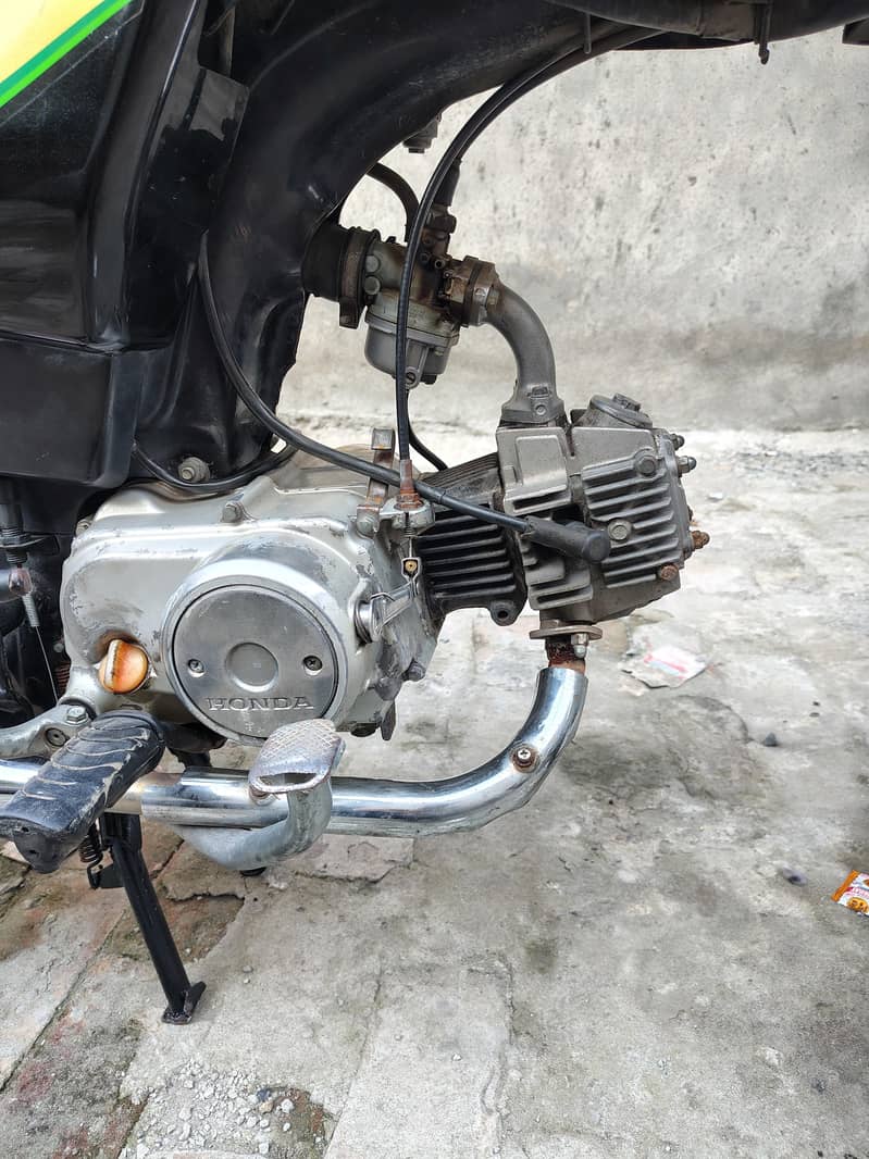 Honda CD 70 2013 4