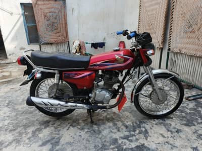 Honda 125 model 14/15
