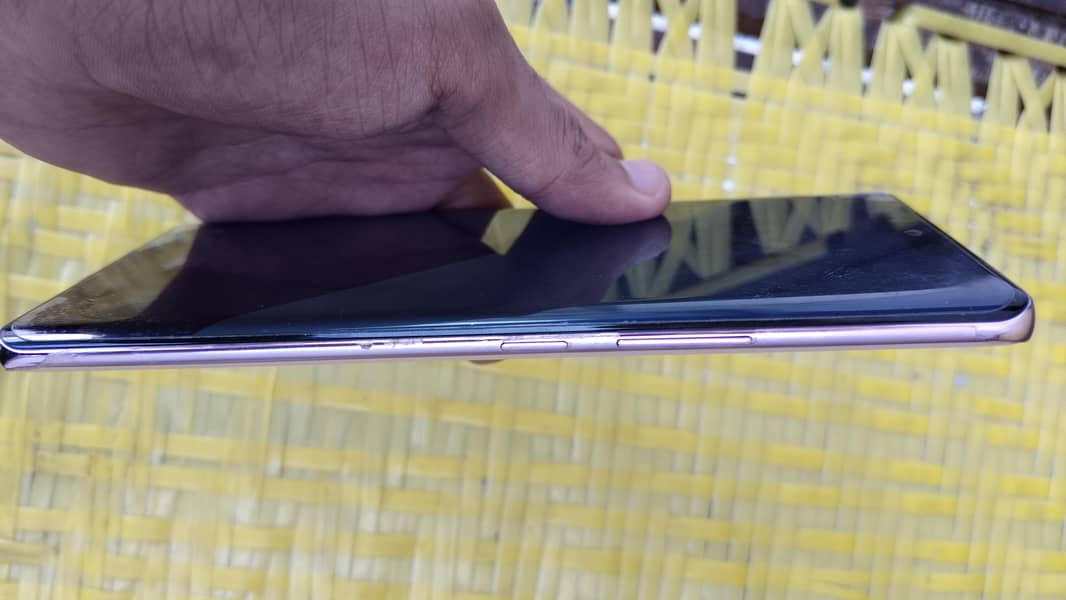 Infinix Zero 40 4