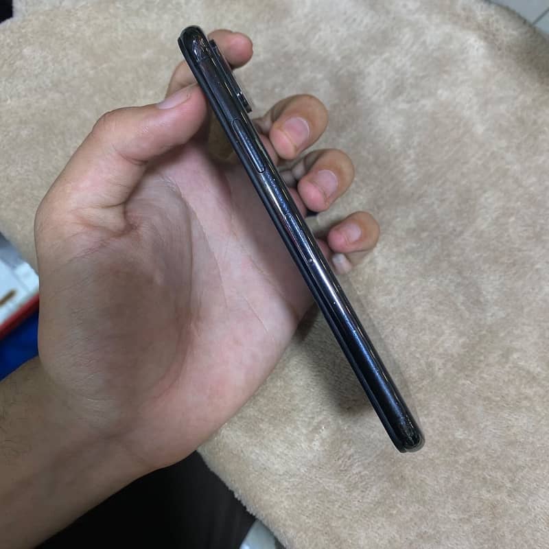 Apple iPhone X 1