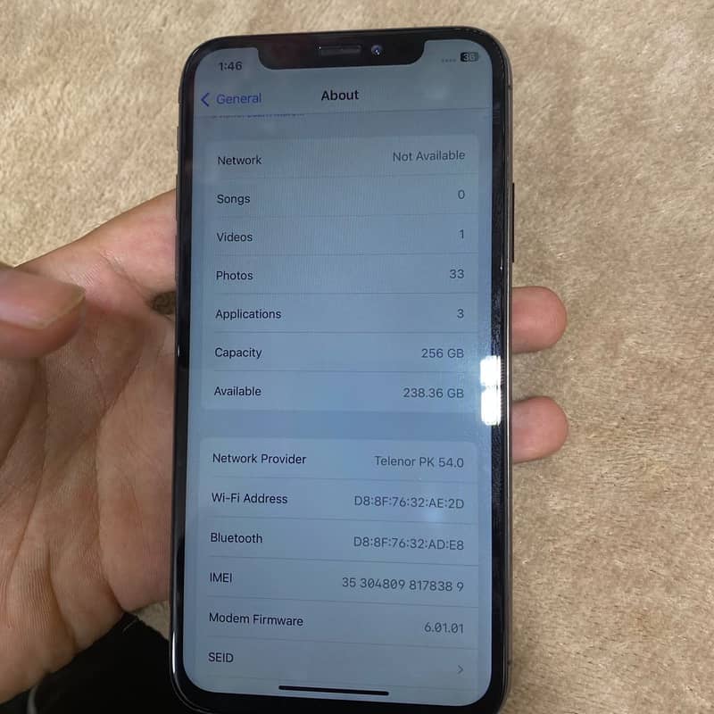 Apple iPhone X 3